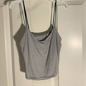 BLACK AND WHITE STRIPED CROPPED TANK